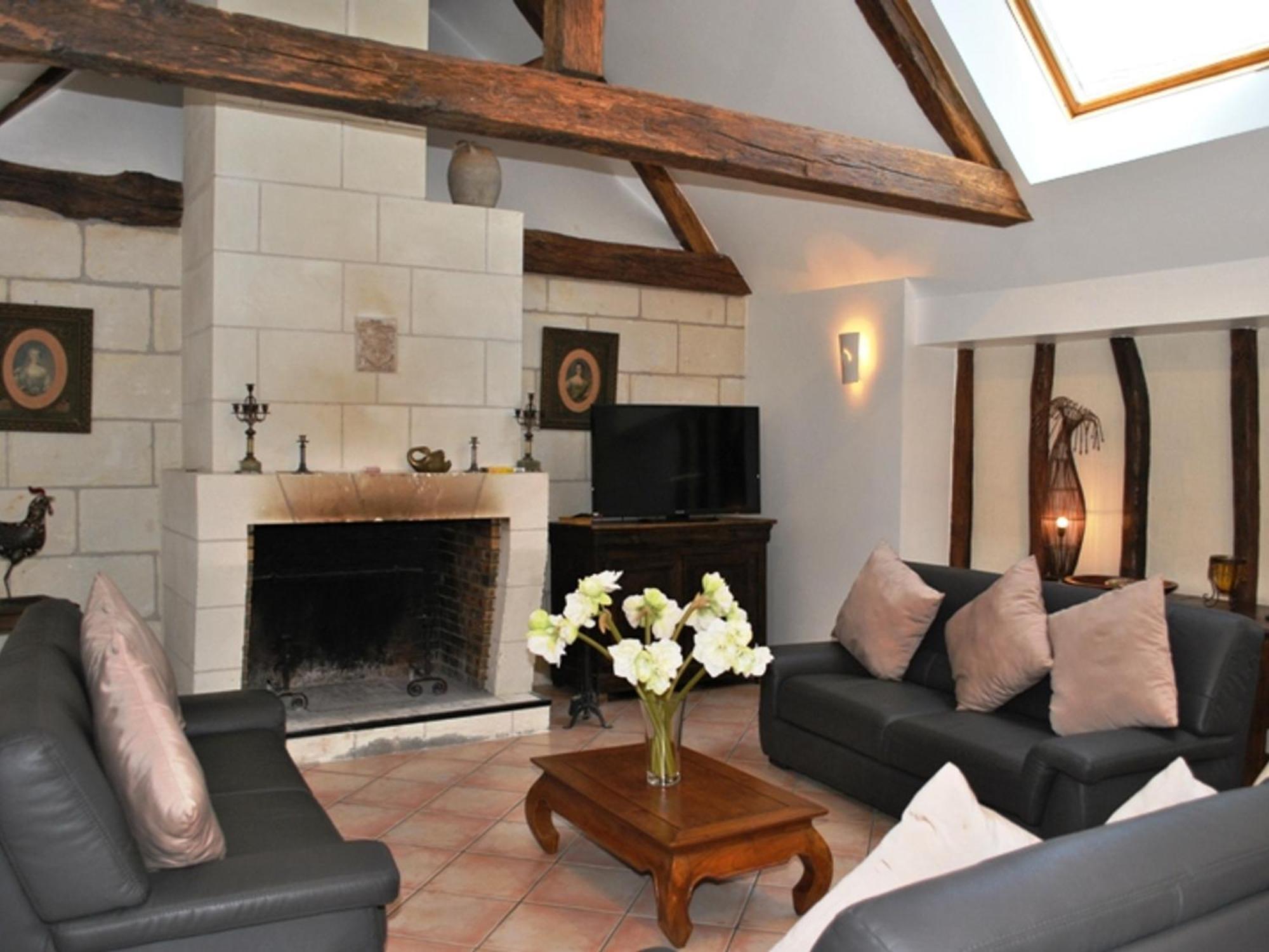 Gite De Charme Pres Des Chateaux De La Loire Avec Jardin, Terrasse Et Equipements Pour Familles - Fr-1-381-359 Azay-sur-Cher Exterior photo
