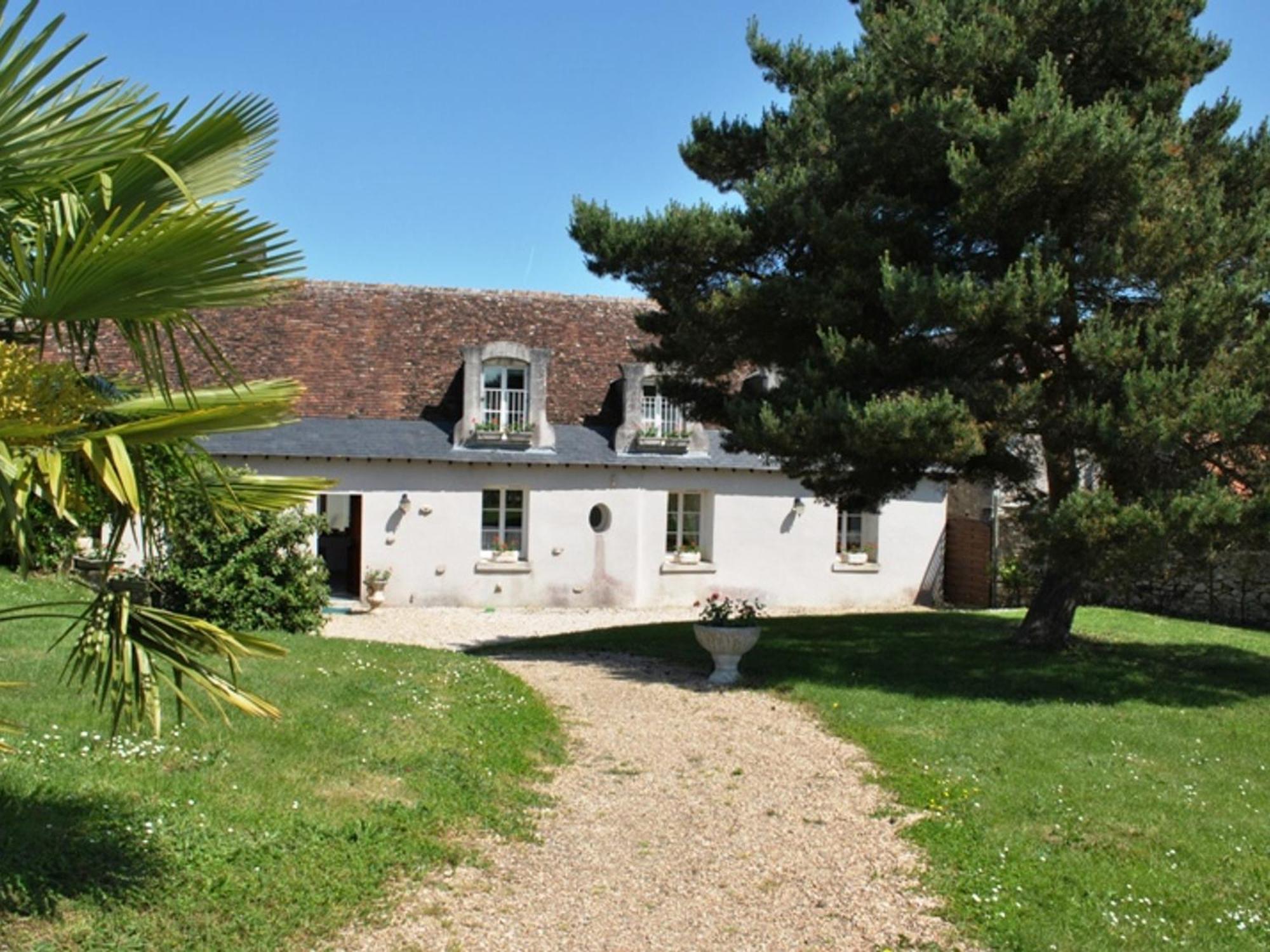 Gite De Charme Pres Des Chateaux De La Loire Avec Jardin, Terrasse Et Equipements Pour Familles - Fr-1-381-359 Azay-sur-Cher Exterior photo